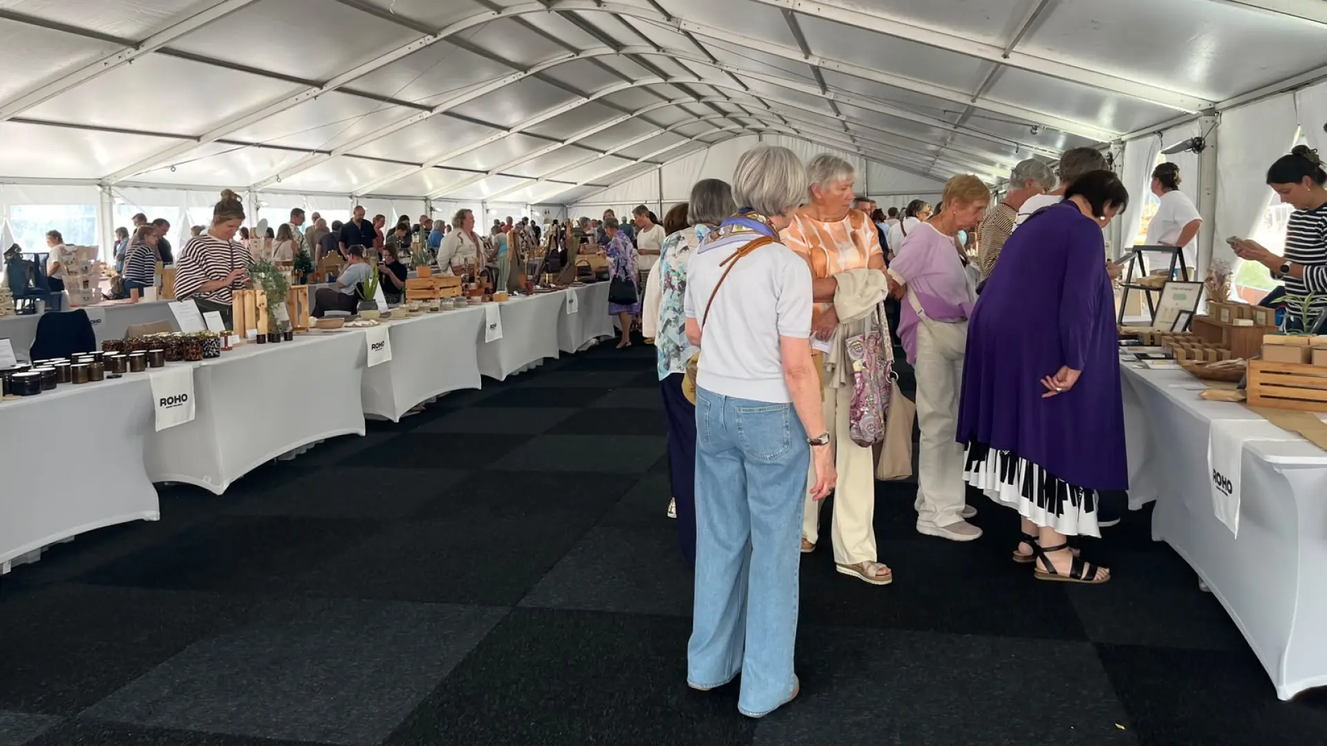 Hoofdafbeelding voor artikel 120 Limburgse makers tonen…