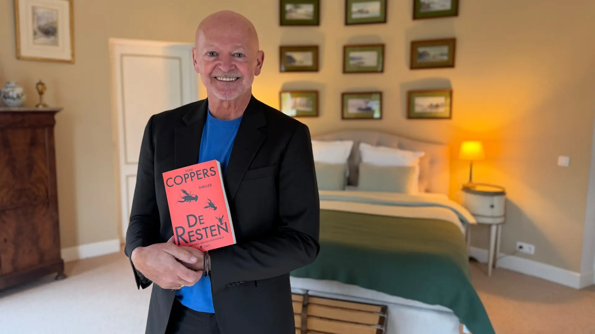 Hoofdafbeelding voor artikel Nieuw boek Toni Coppers speelt…