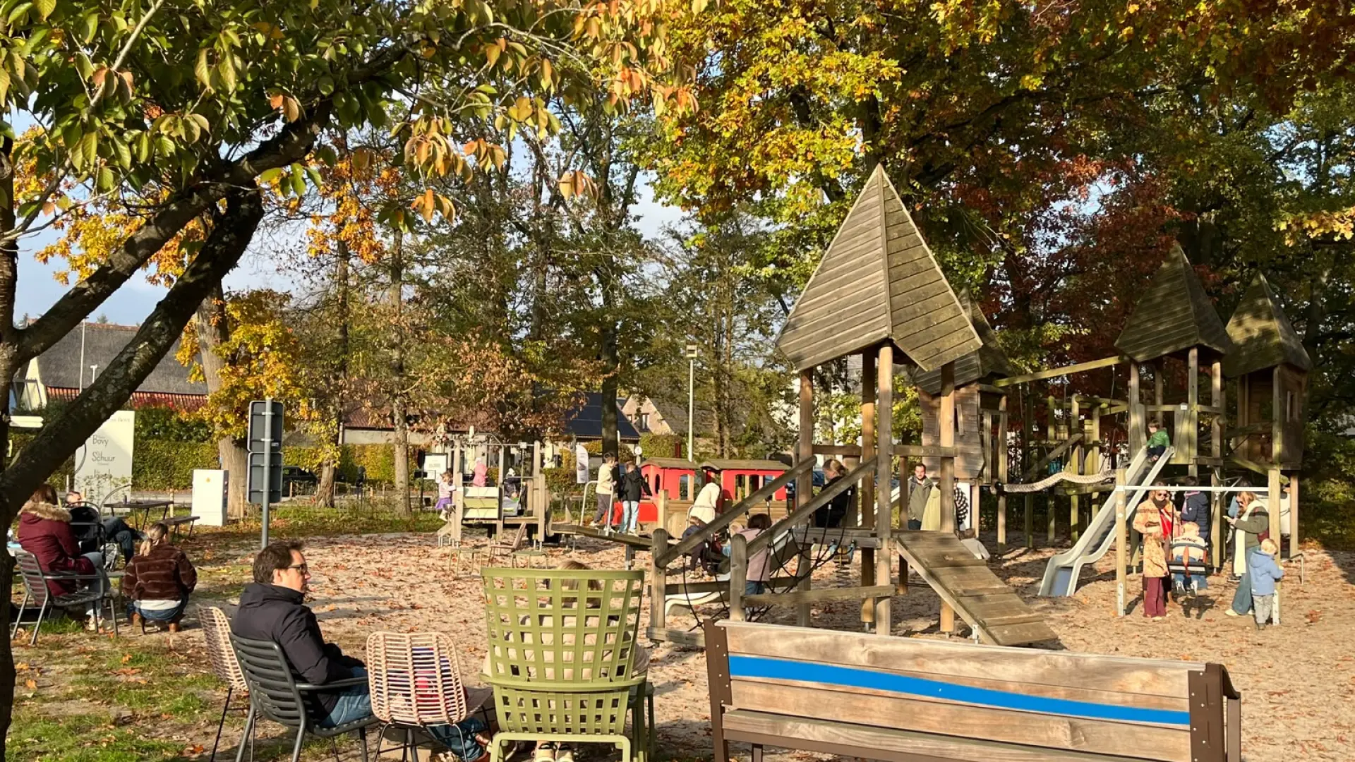Herfstvakantie begint en eindigt met de zon, maandag is het grijs en nat