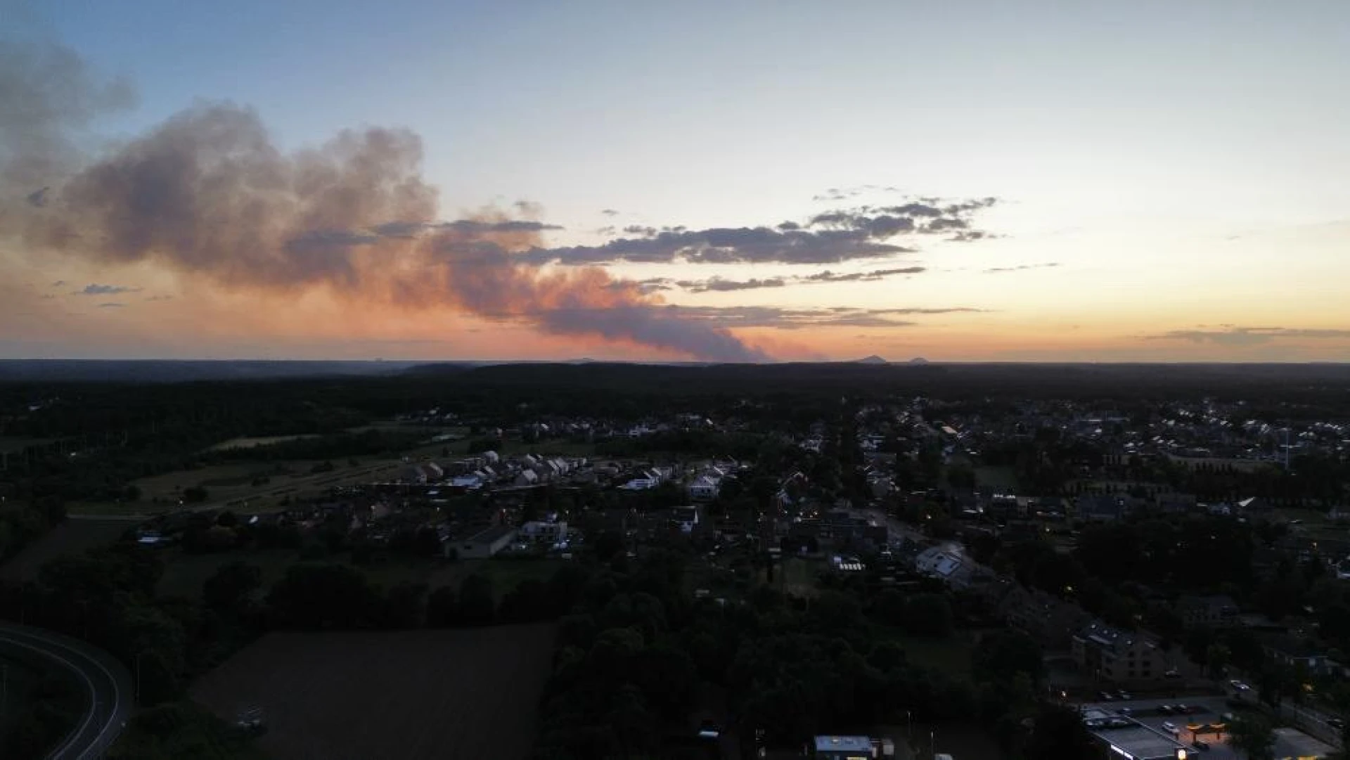 Heidebrand in As en Maasmechelen onder controle, geurhinder blijft aanhouden