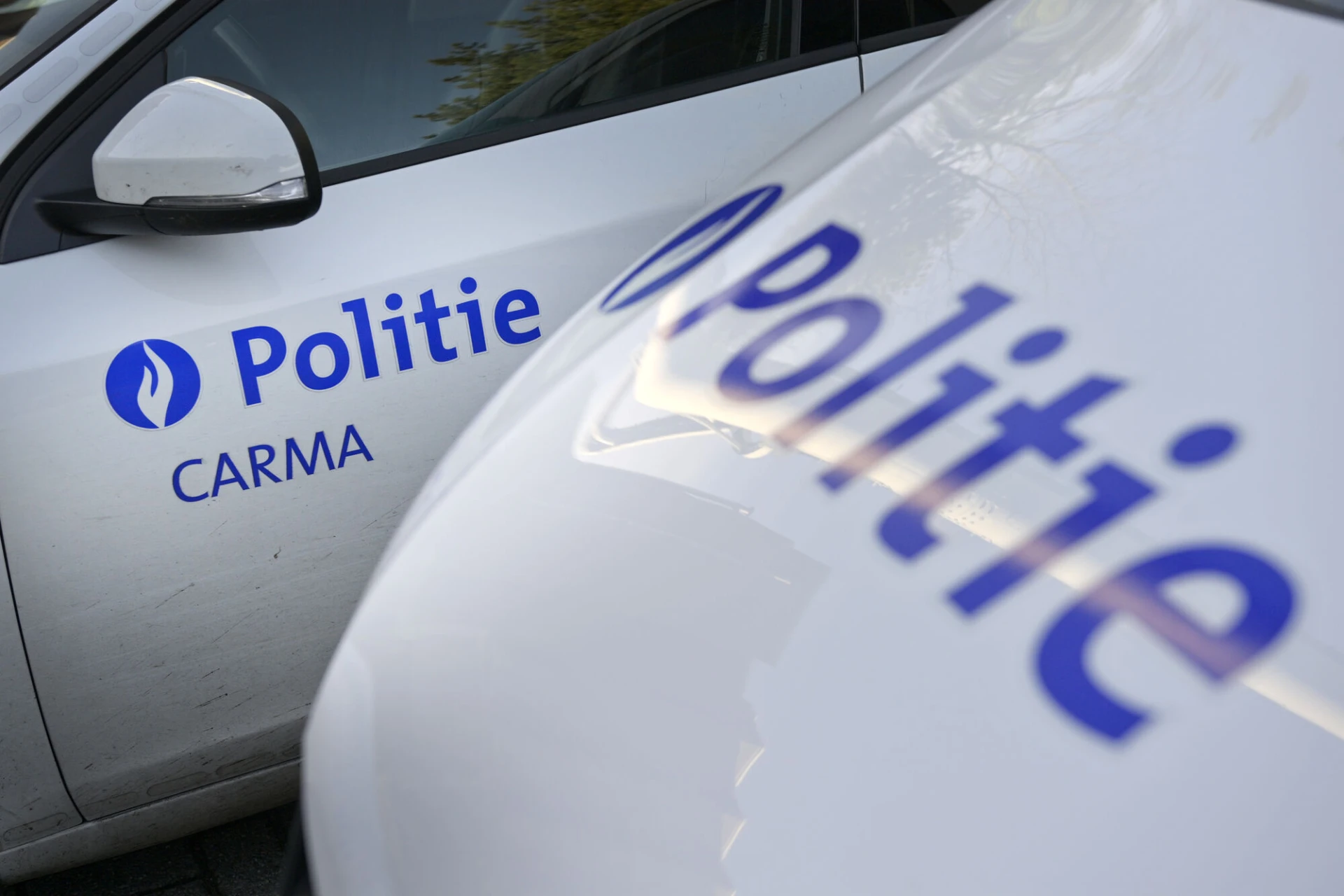 Verboden wapens en explosieven aangetroffen bij onderzoek naar overleden man in Oudsbergen