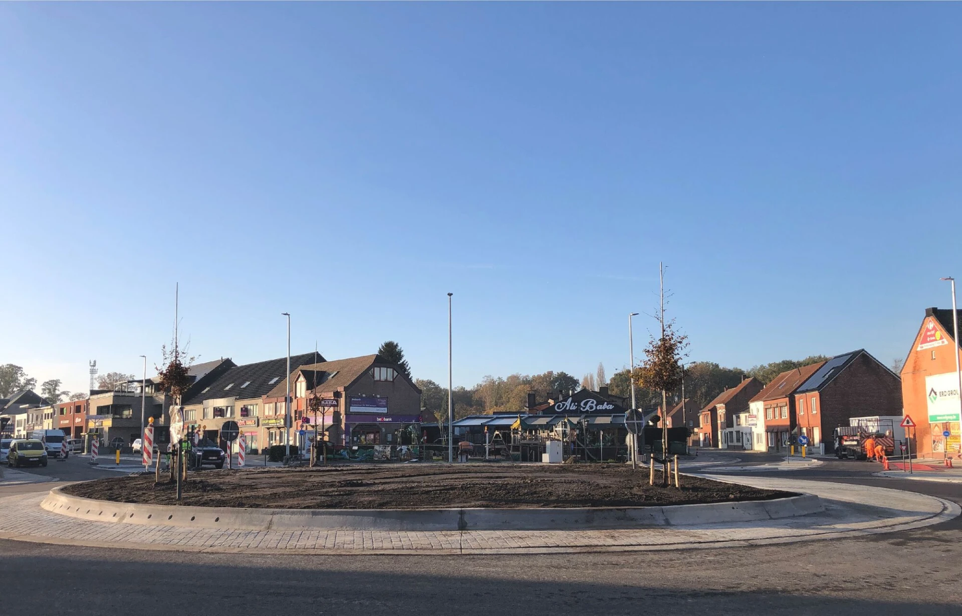 Verkeersveilige rotonde Koolmijnlaan in Beringen klaar, rijweg morgen weer open