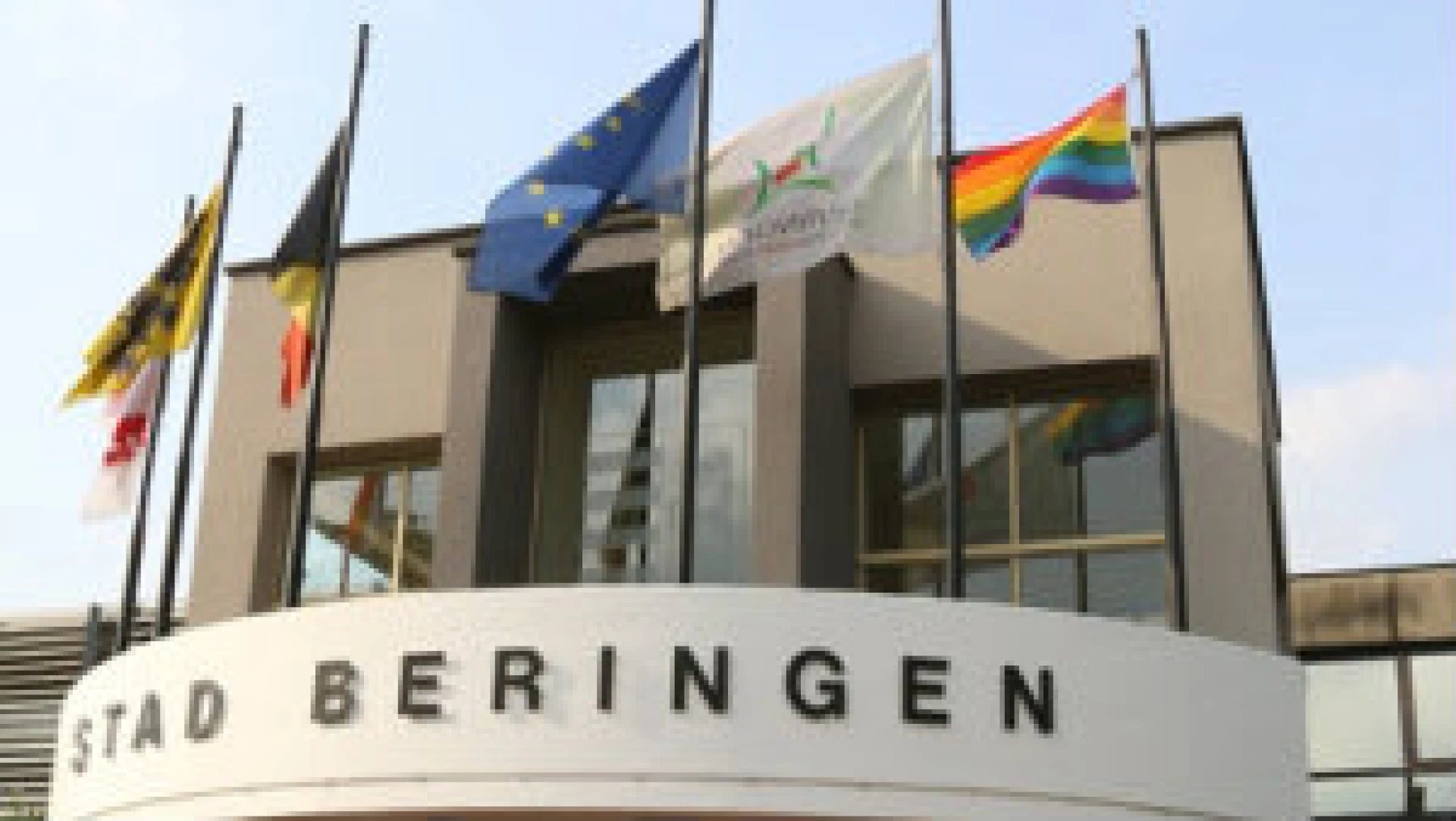 Alle Limburgse gemeenten hangen vandaag regenboogvlag uit