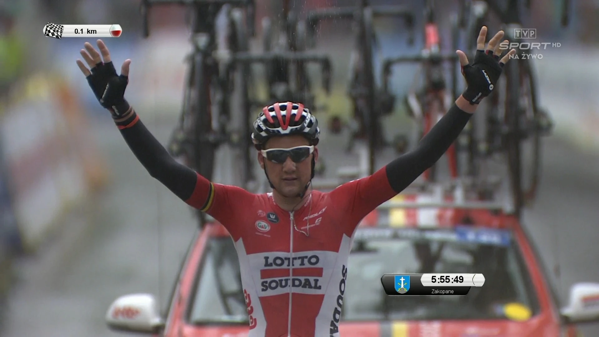 Tim Wellens pakt ritzege en leiderstrui in Ronde van Polen na indrukwekkende solo