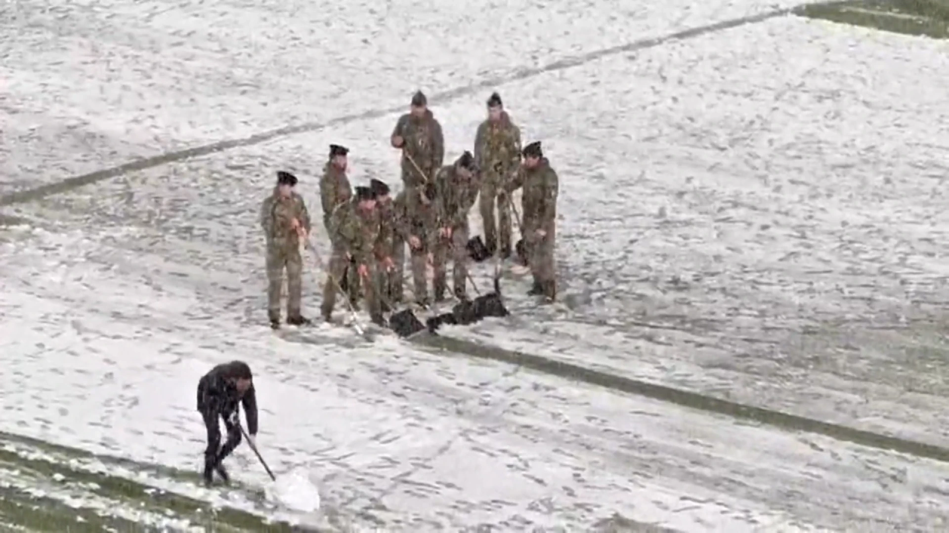 Hoofdafbeelding voor artikel Aftrap gegeven na sneeuwstress…