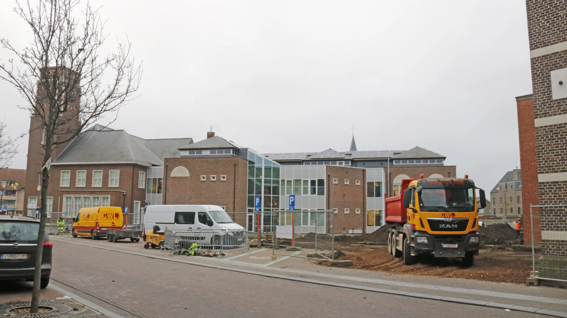 Uitbreidingswerken gemeentehuis Pelt gaan van start