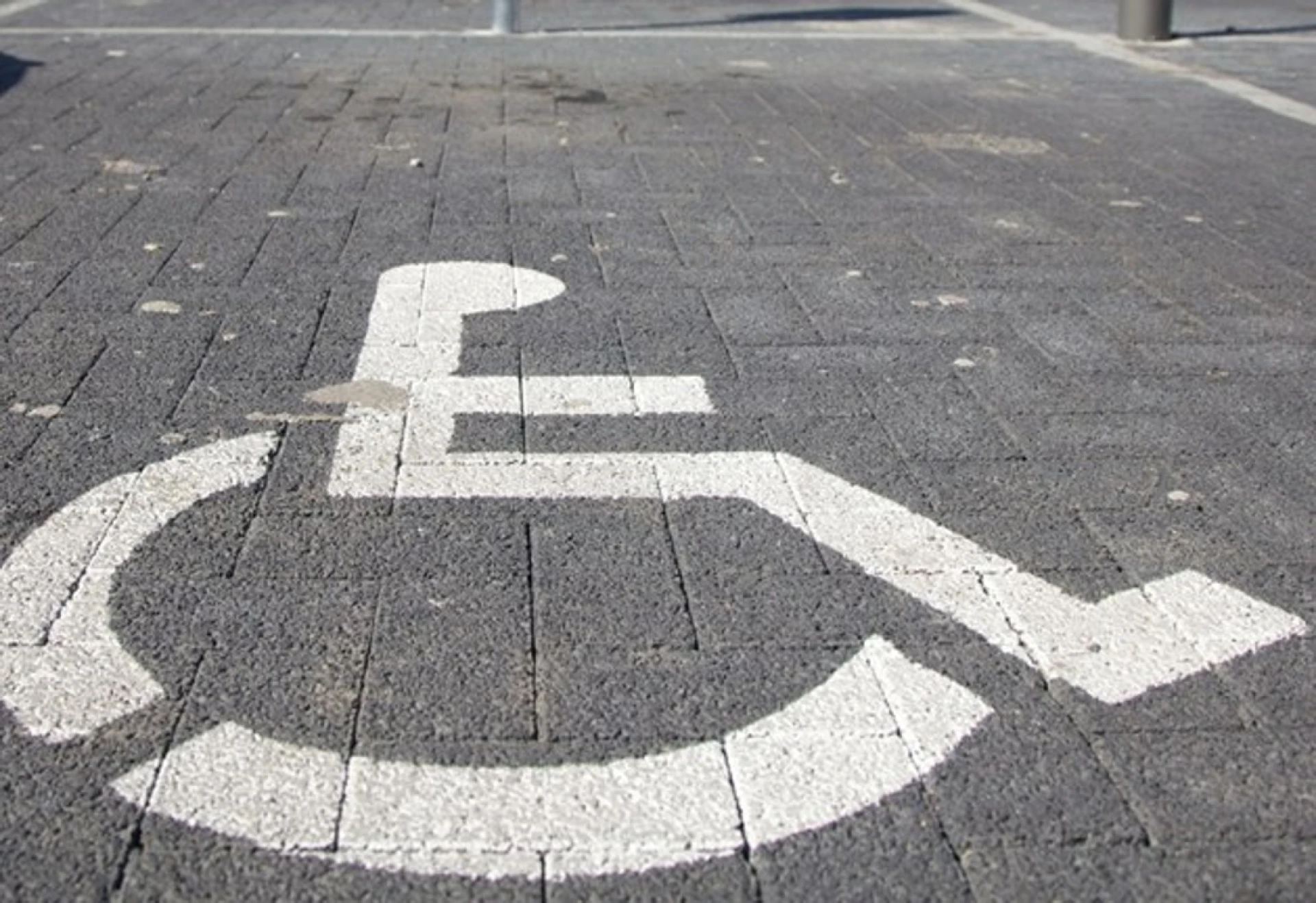Massaal gesjoemel met parkeerkaarten mindervalide