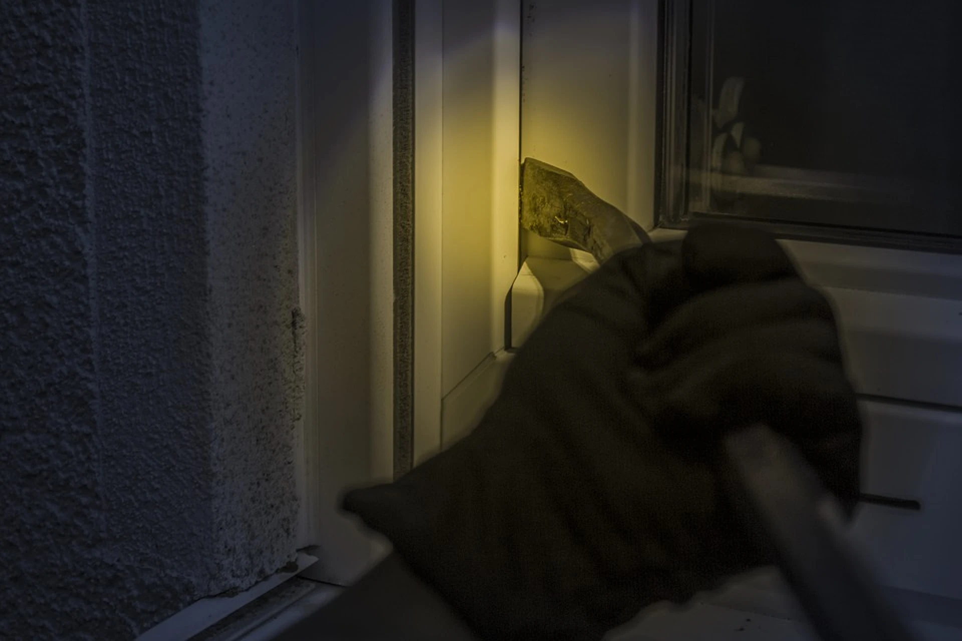 Inbrekers laten krijttekeningen achter bij woningen in Koersel