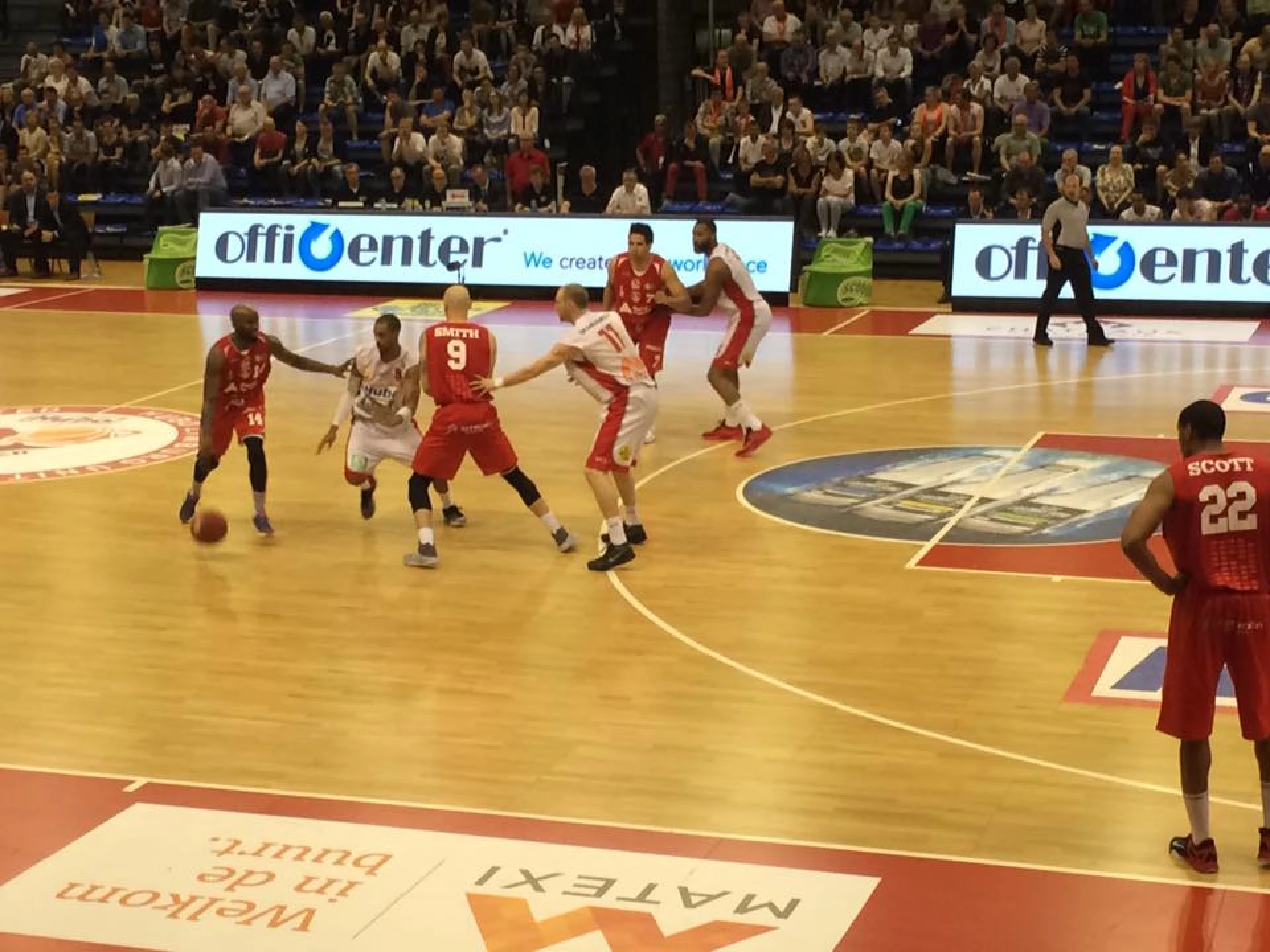 Limburg United wint eerste match in play offs van Antwerp Giants