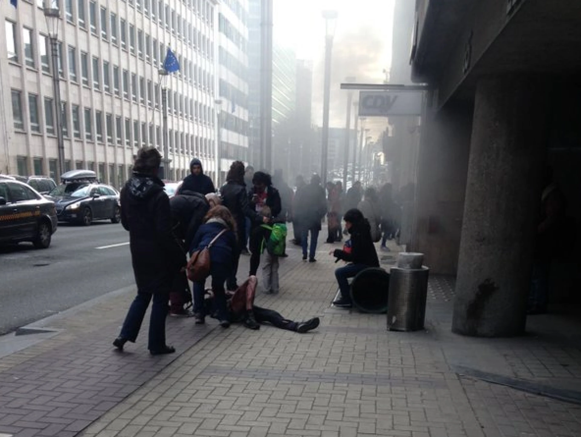 Ook explosies in Brusselse metro's: 10 doden