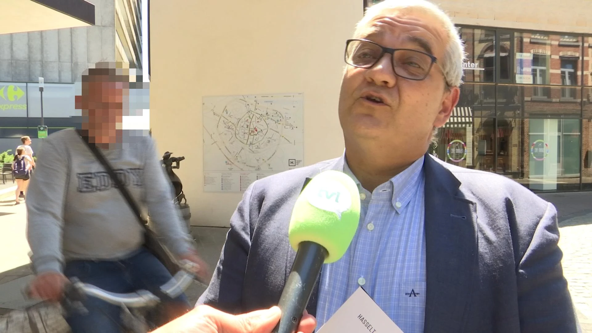 Dronken man die burgemeester Vandeput aanrijdt gaat viraal: al 3,6 miljoen keer bekeken