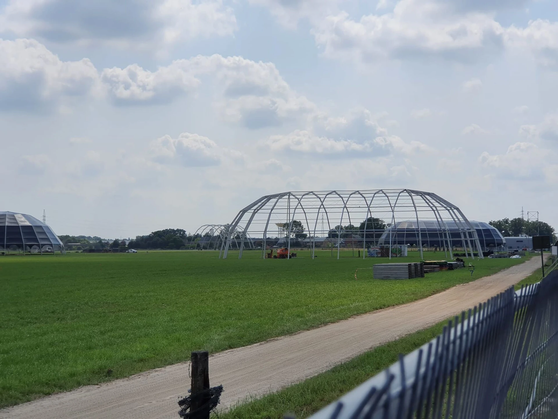 Werken op Pukkelpopweide en ticketverkoop stilgelegd: organisatie eist duidelijkheid van overheid