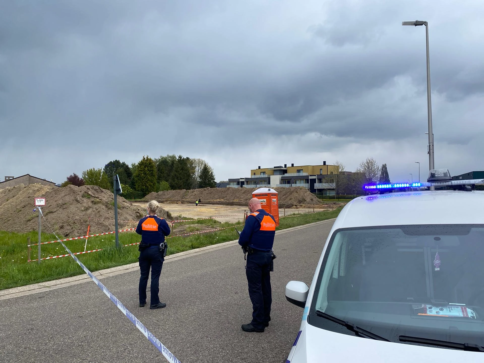 Politie LRH sluit Roeselstraat af na vondst tijdens grondwerken