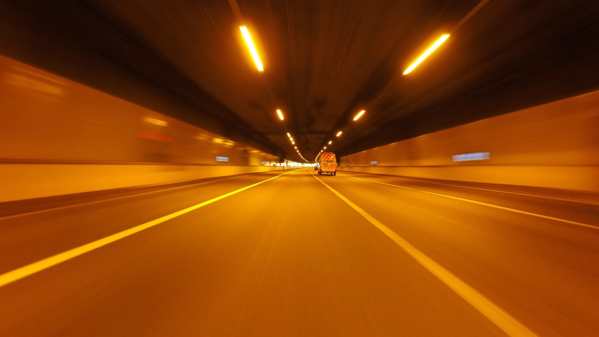 Als je te snel rijdt, zie je minder