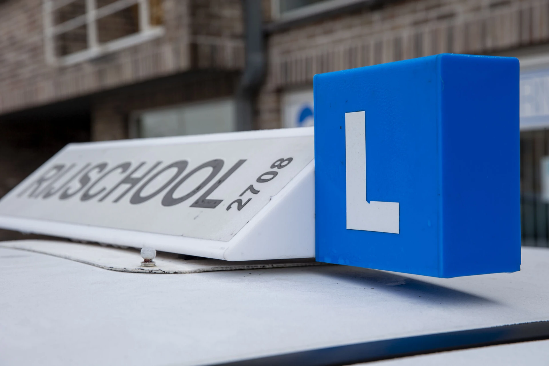Rijscholen mogen vanaf 11 mei weer lesgeven