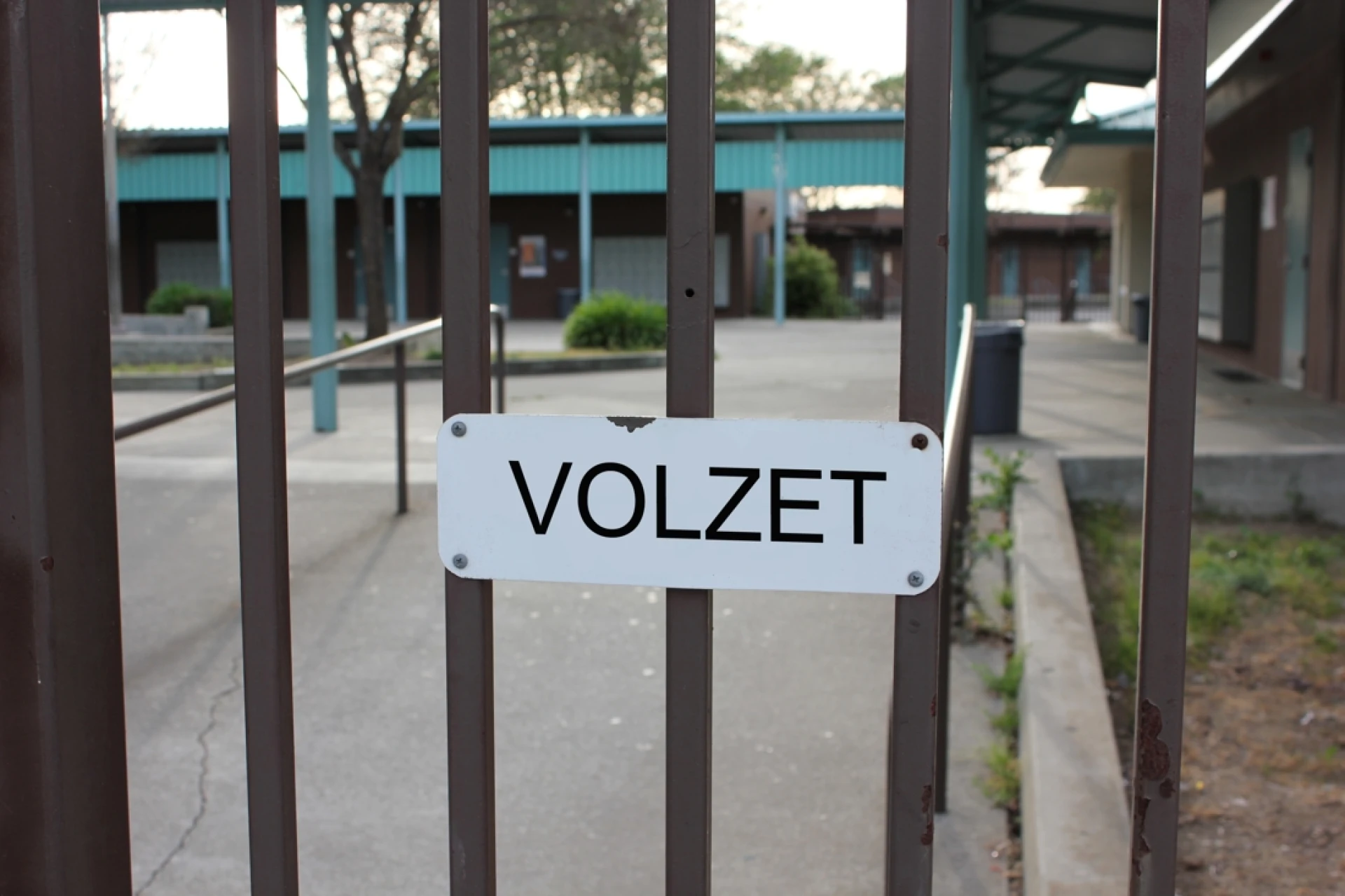 Steeds meer scholen vol: al duizenden leerlingen geweigerd
