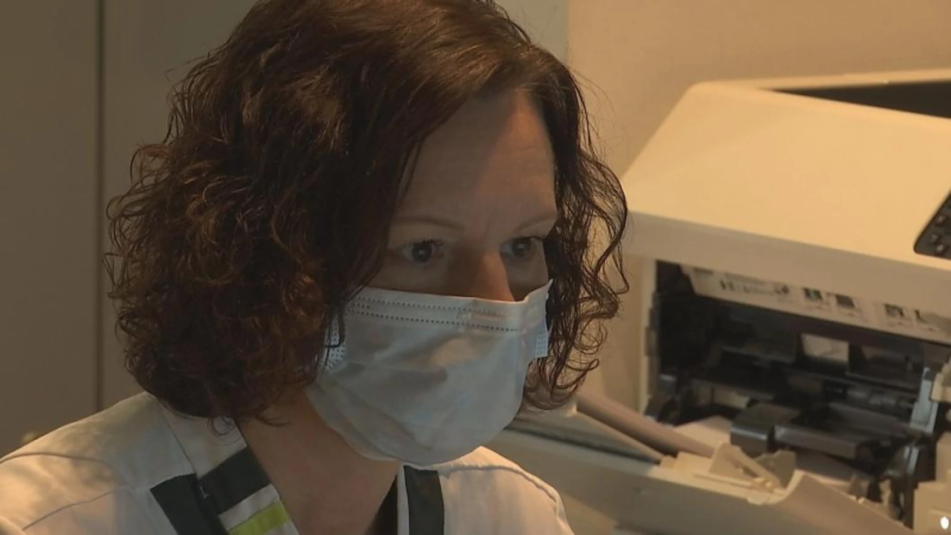 Aantal coronabesmettingen blijft stijgen: gemiddeld 479 per dag