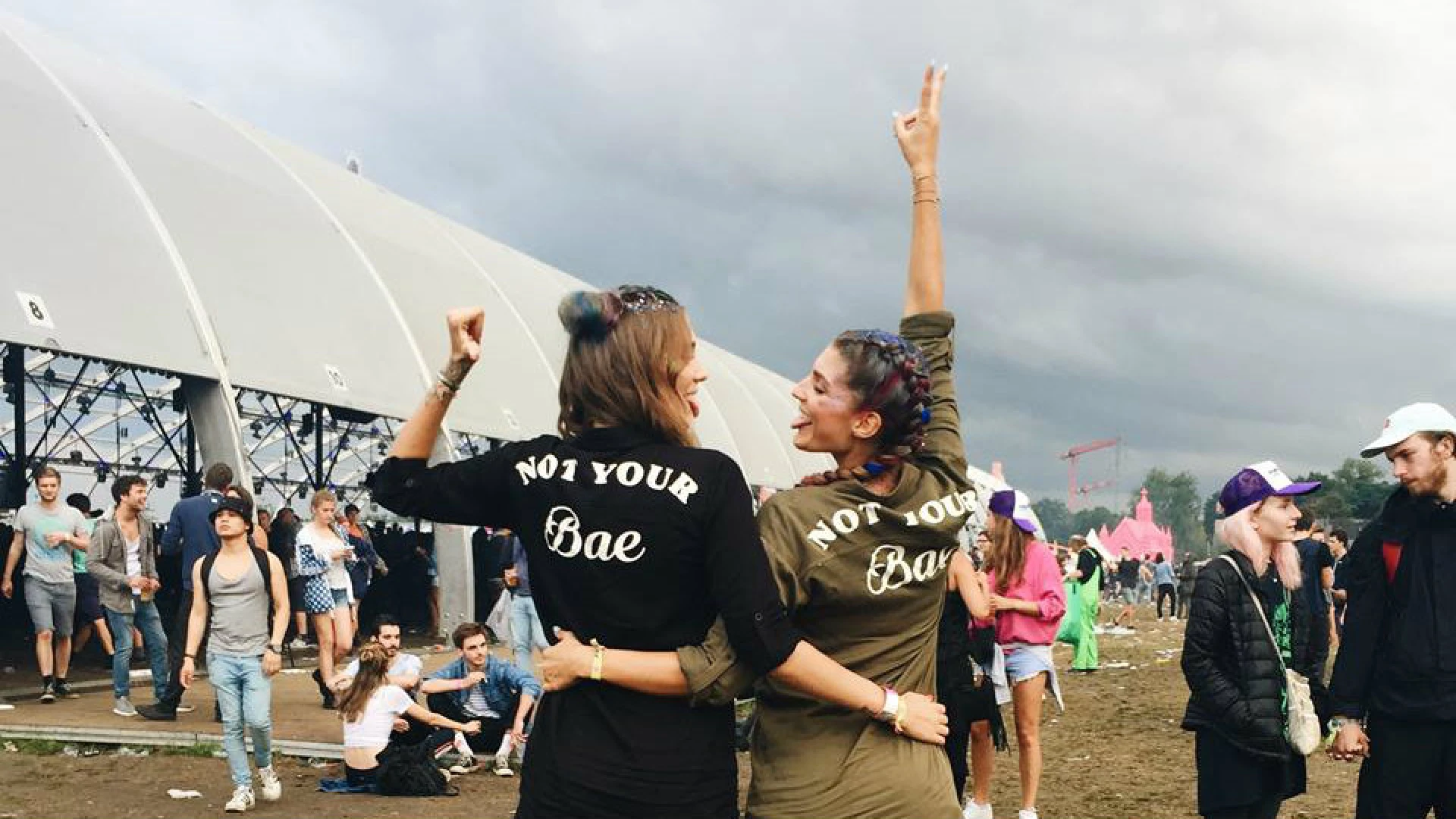 Populaire Instagram-besties Talisa en Céline openen nu ook webshop