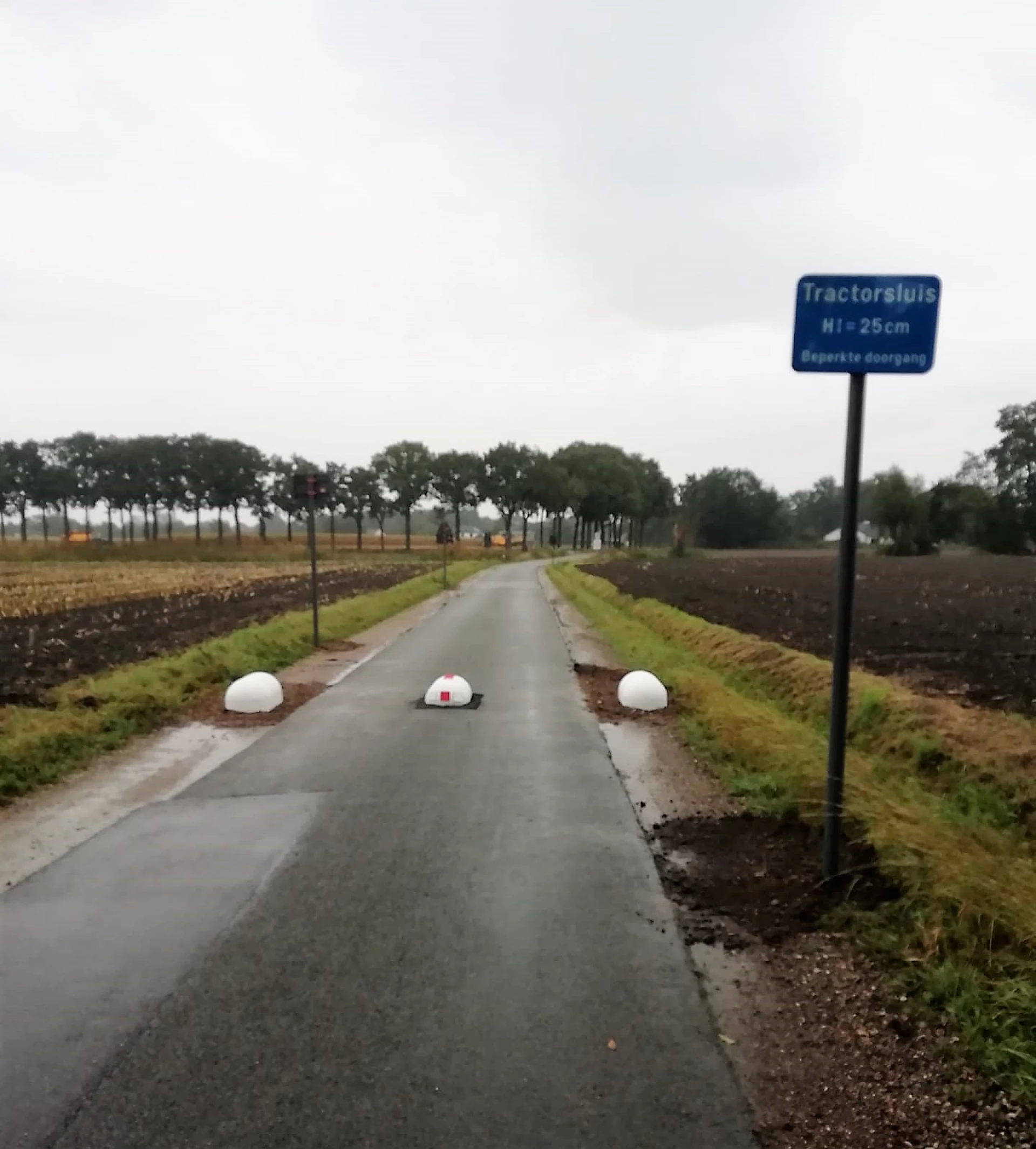 Tractorsluizen in Hamont-Achel blijven nog één maand langer