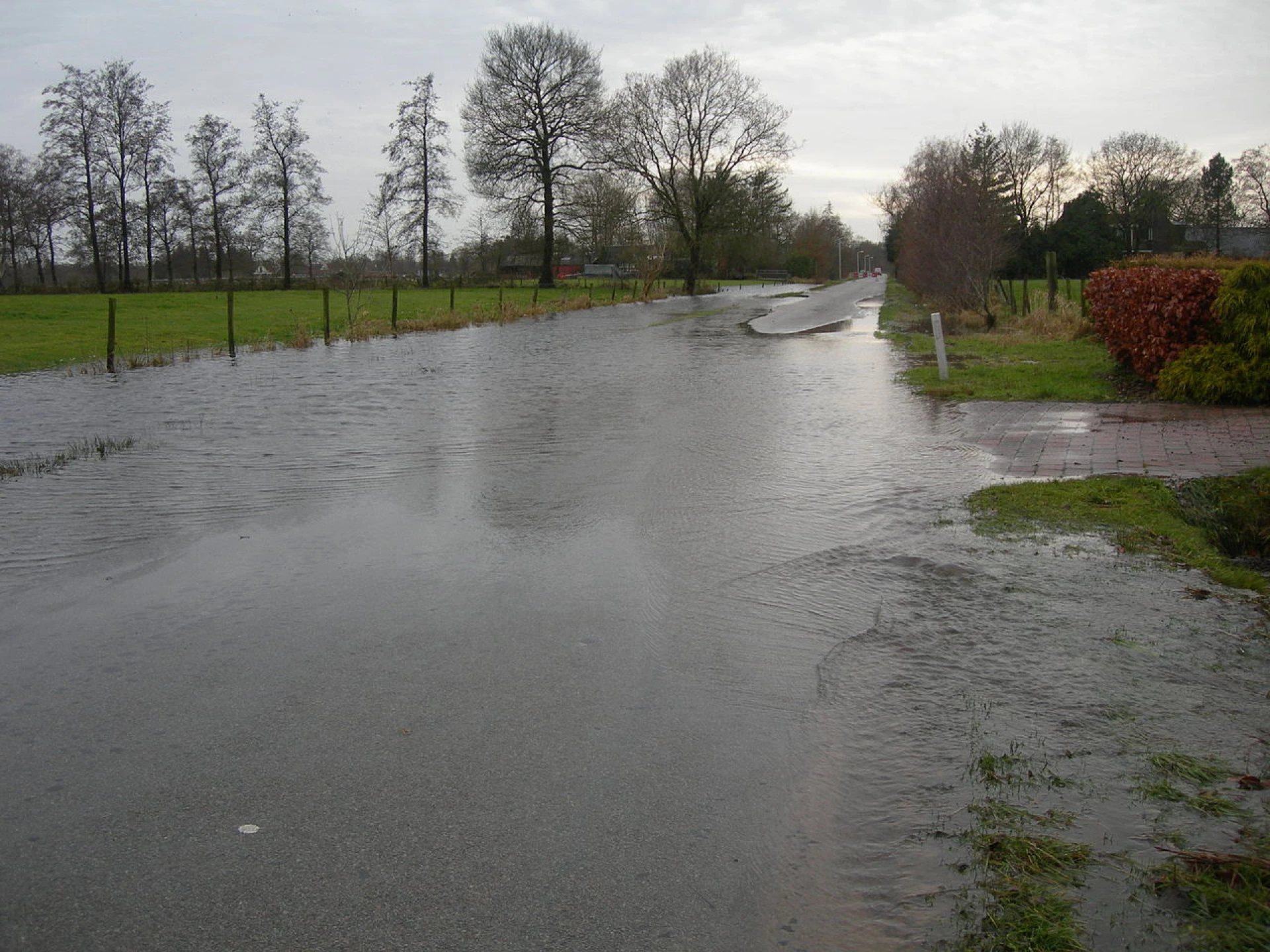 Huizen en kelders onder water in Sint-Truiden en Nieuwerkerken