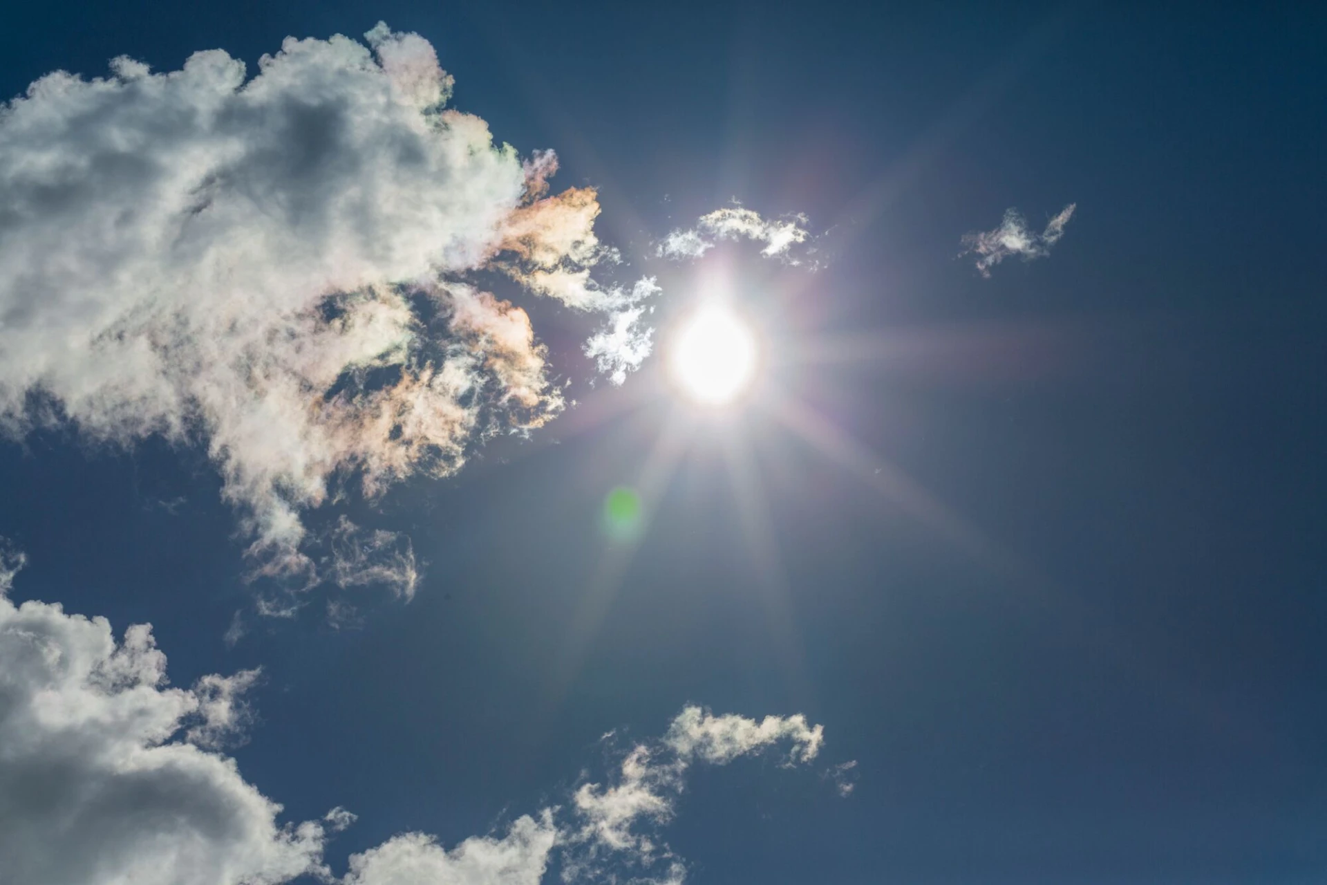 Zomers weer op komst deze week: 20 graden en zon