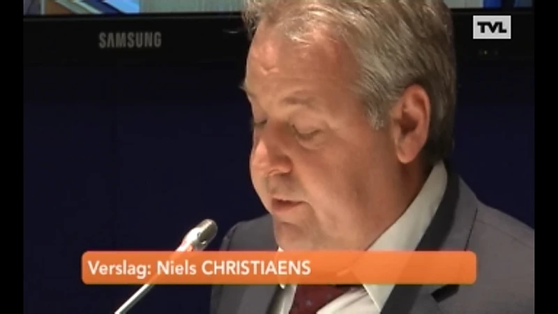 Geschorste Alain Yzermans spreekt eerste gemeenteraad toe
