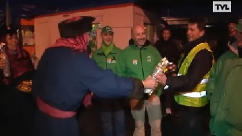 Drie Koningen bezoeken stakerspiket Ford Genk
