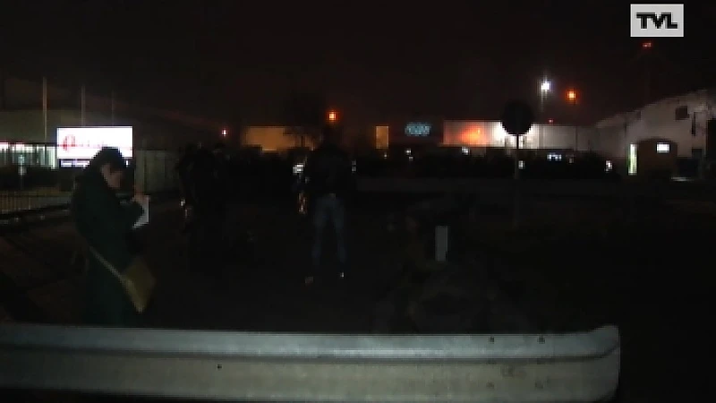 ENKEL WEB: Werknemers toelevering blokkeren toegangsweg Ford Genk