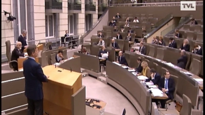 Kris Peeters wil schot in onderhandelingen zien