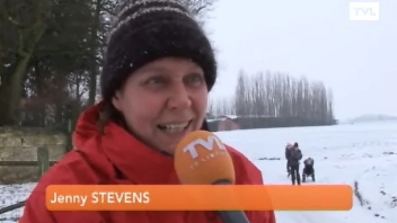 Gladde wegen door nieuwe sneeuwzone