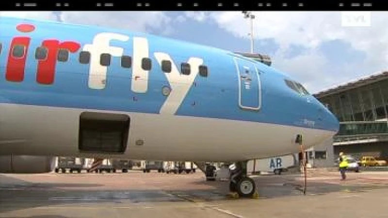 Oude Boeing met pech cirkelde even boven Limburg
