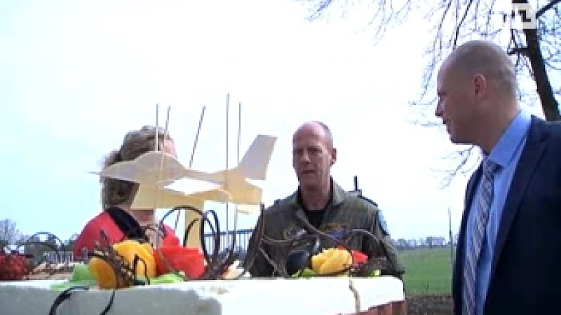 Grootse taart voor 100 jaar luchtmacht Kleine-Brogel