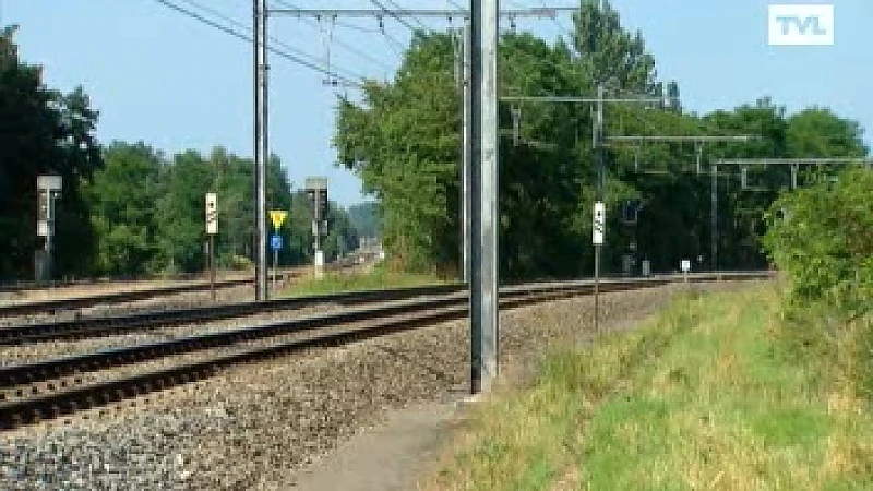 Trein staat stil in Kiewit bij Hasselt
