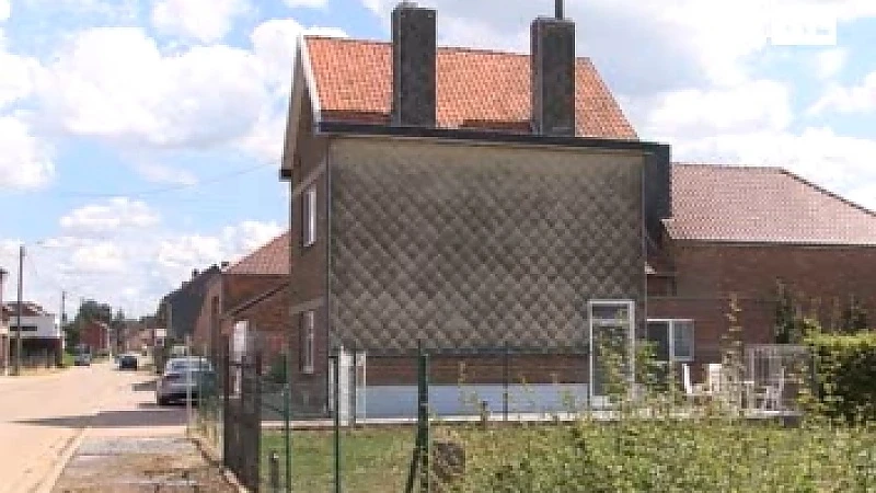 Grote hooibrand in Riemst