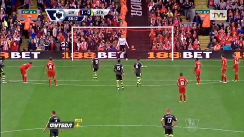 Simon Mignolet mist zijn debuut niet