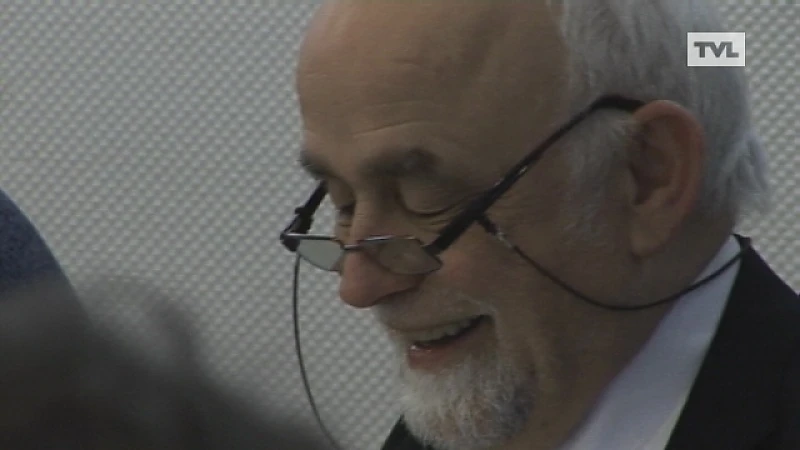Peumans trekt financieel beleid Riemst in twijfel