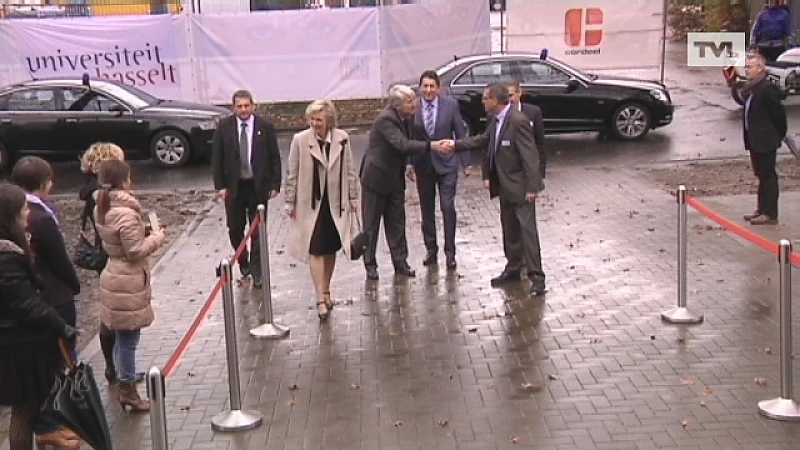 Prinses Astrid bezoekt Hasselts onderzoeksteam rond diabetes