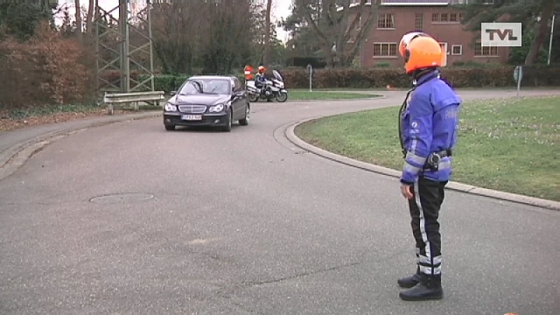 Grootscheepse politiecontrole in Meulenberg