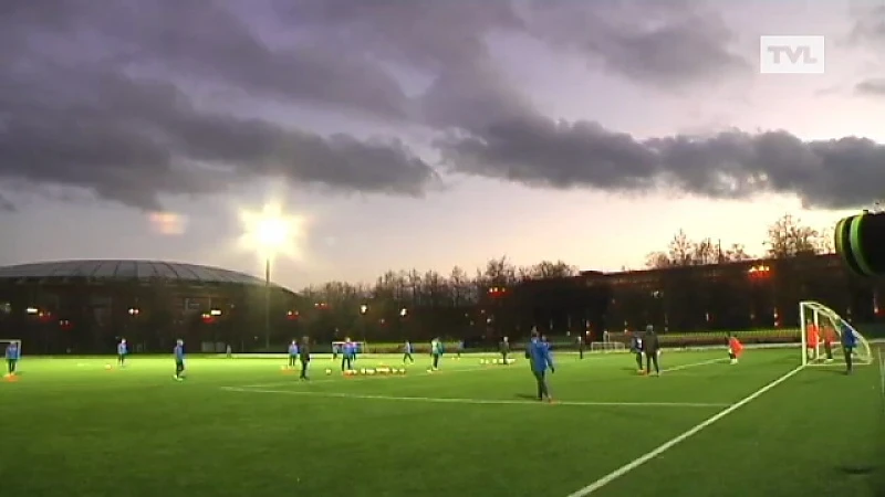 Racing Genk werkt training af op veld Spartak Moskou