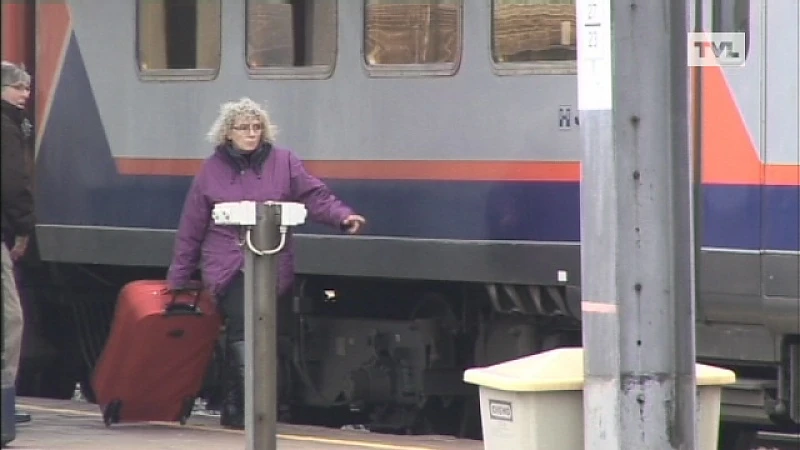 Busreizigers in de kou met nieuwe treindienstregeling