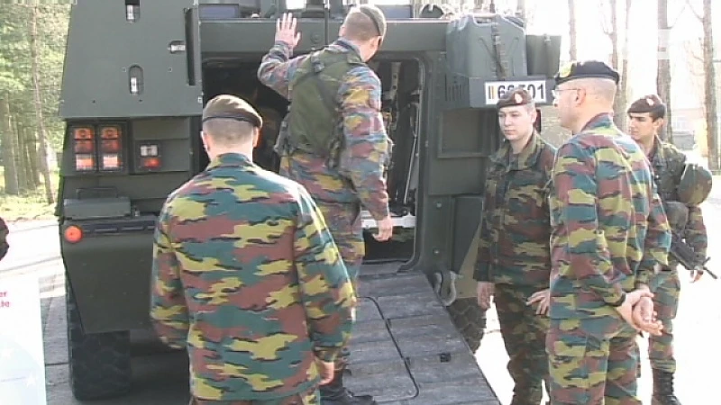 Chef landmacht treft Nederlandse collega in Leopoldsburg