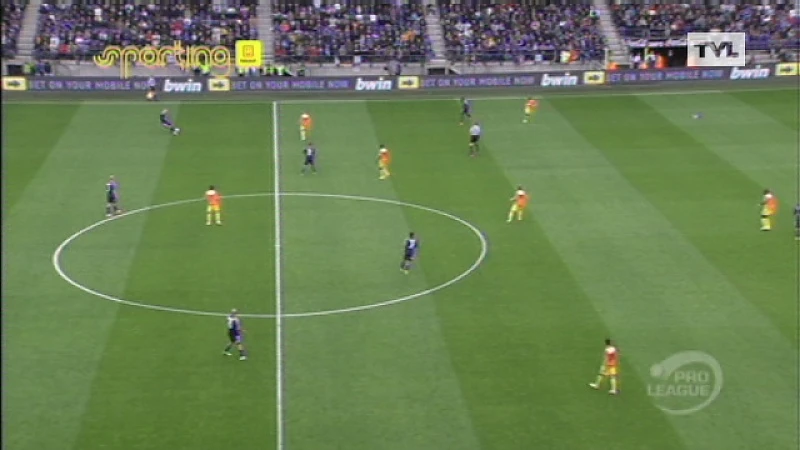 Racing Genk kansloos onderuit tegen Anderlecht