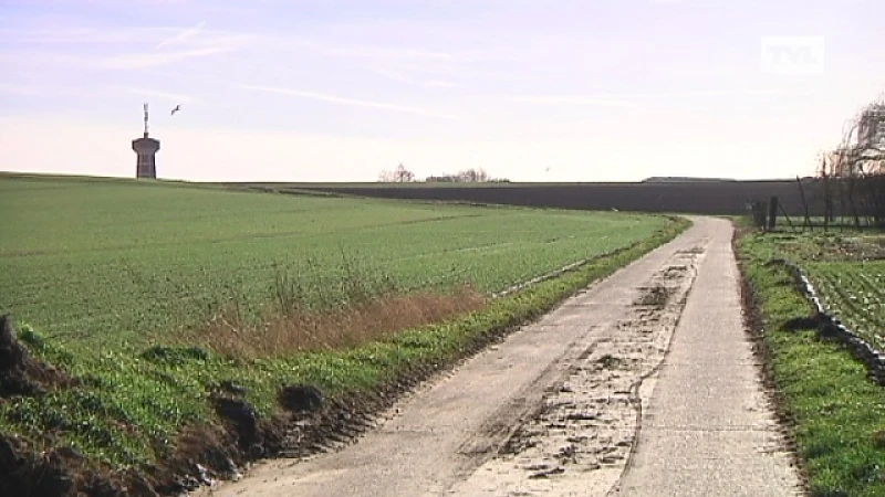 Onkelinx en topambtenaar gedagvaard in bijtincident Heukelom