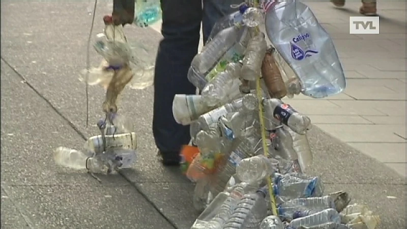 Houthalense plasticactivist is moegestreden