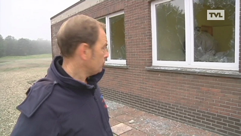 Vandalen slopen bedrijfsgebouw in Genk