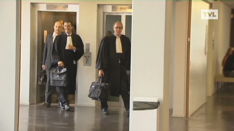 Aquino: leger topadvocaten mikt op procedurefouten