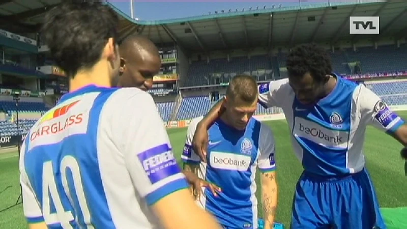 Nieuwe ploegfoto Racing Genk wegens vele nieuwelingen