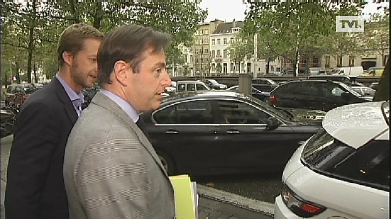 Tongerse adviseur Bart De Wever stapelt flaters op