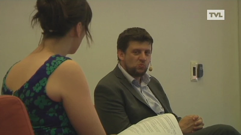 John Crombez geeft les aan Universtiteit Hasselt