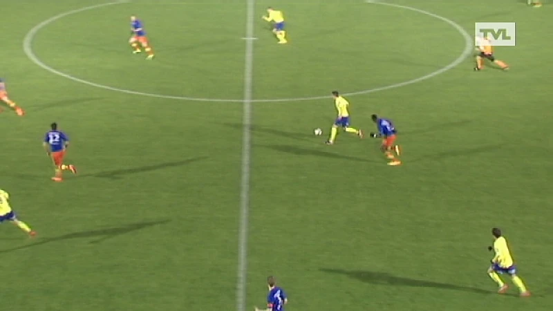 STVV alleen op kop na knap hoekschopdoelpunt Hendrickx